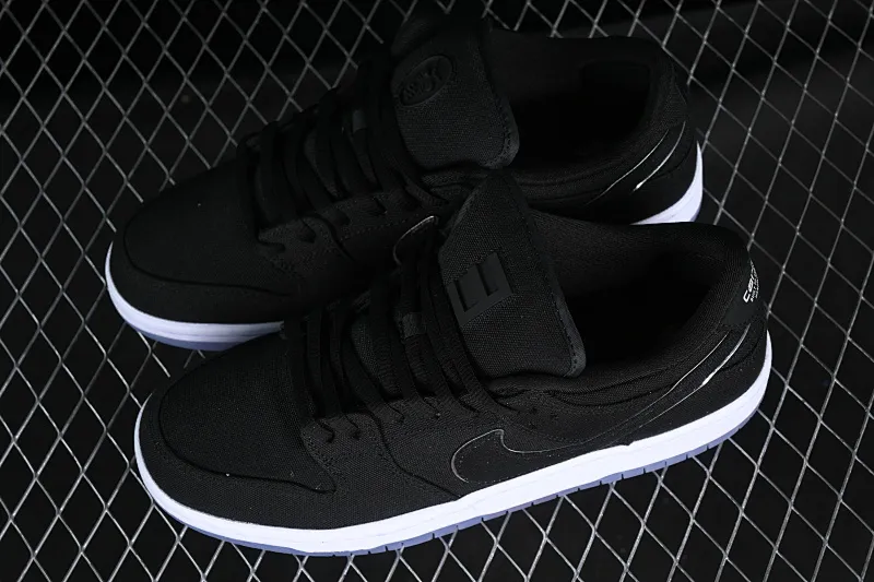 All categories Nk SB Dunk Series Nk SB Dunk Low low-top sneakers Eminem x Carhartt x Nk Dunk SB three-party joint brand electroplated black silver SB low-top casual sneakers FN4193-013